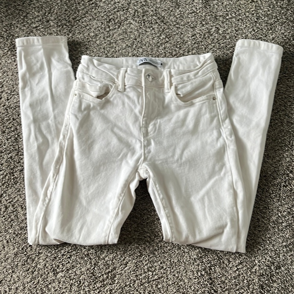 Zara Jeans